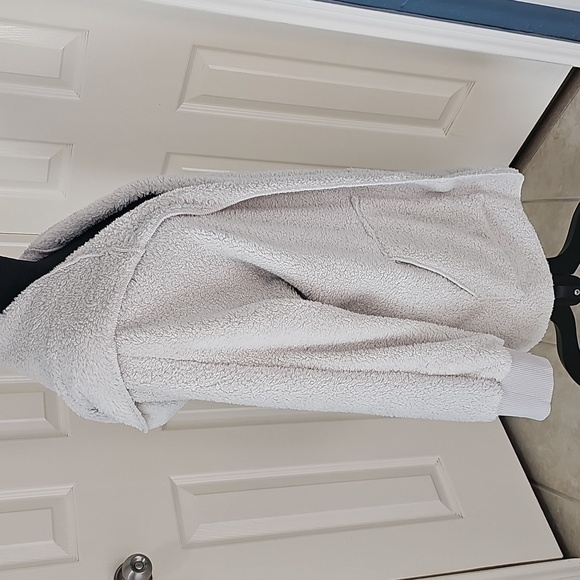 New Chicgal Fuzzy Hooded Open Front Sherpa Jacket Coat W Pockets 2XL Oatmeal - Picture 13 of 14